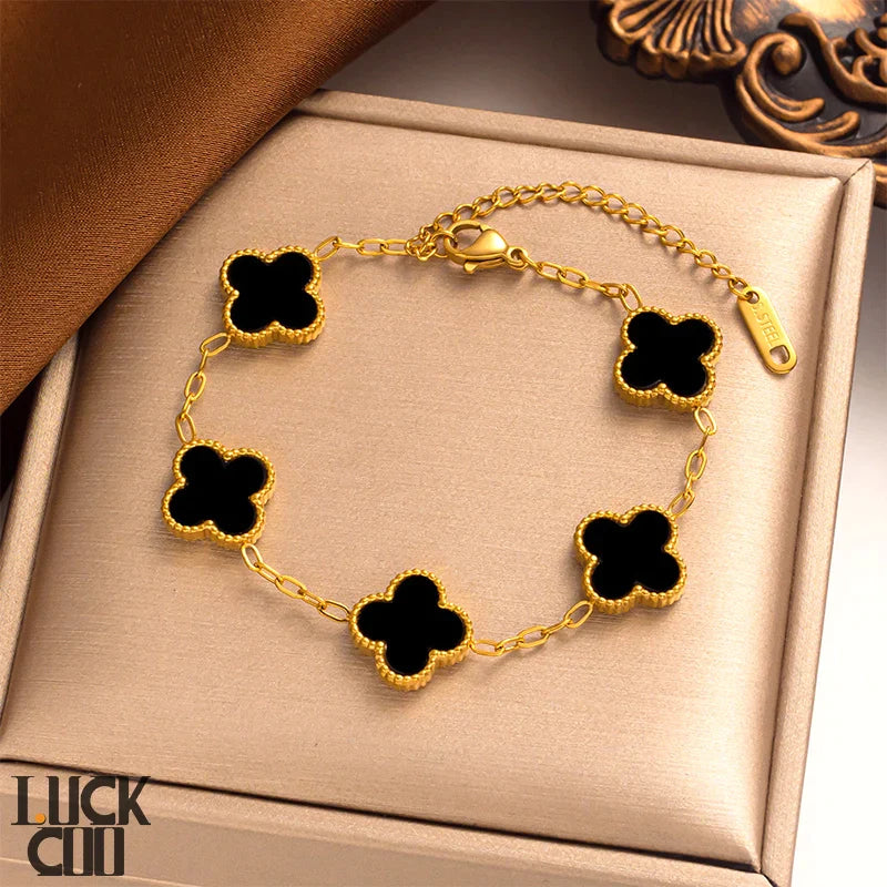 LUCKY CLOVER BRACELET