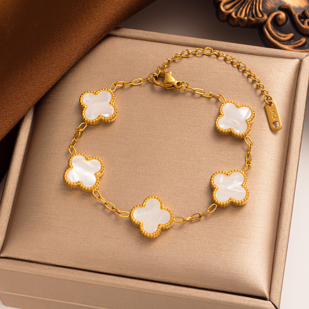 LUCKY CLOVER BRACELET